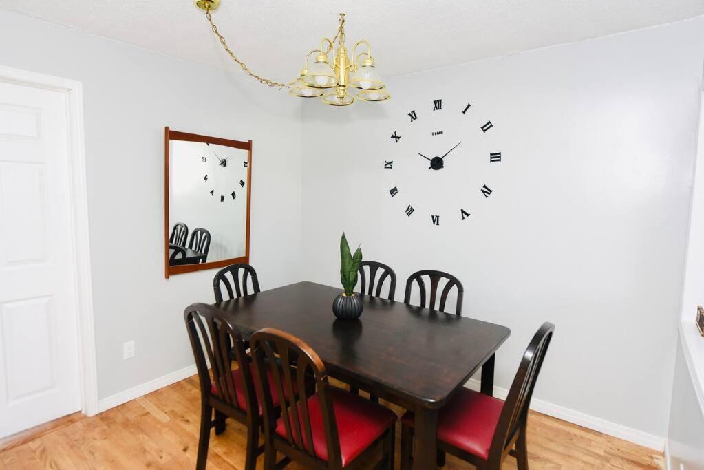 Prime Location Duo Nest & Rest Apartment Kingston Exterior photo