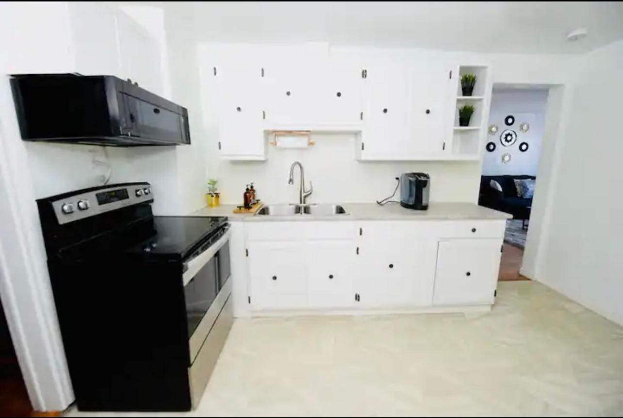 Prime Location Duo Nest & Rest Apartment Kingston Exterior photo